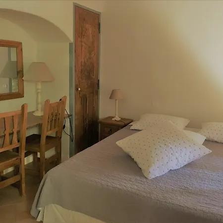 Les Oliviers Ξενοδοχείο *